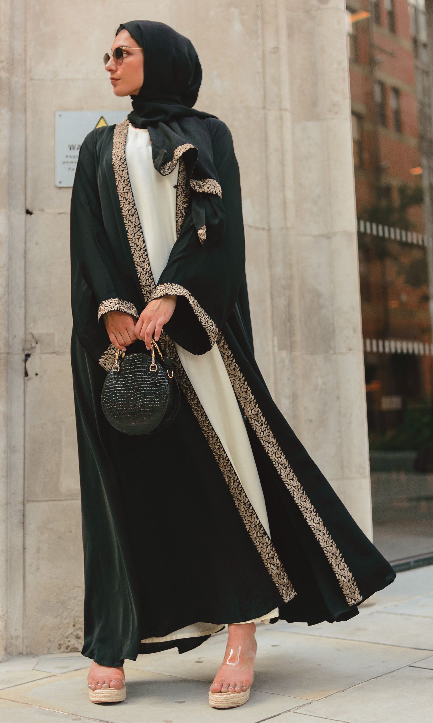 Open abaya