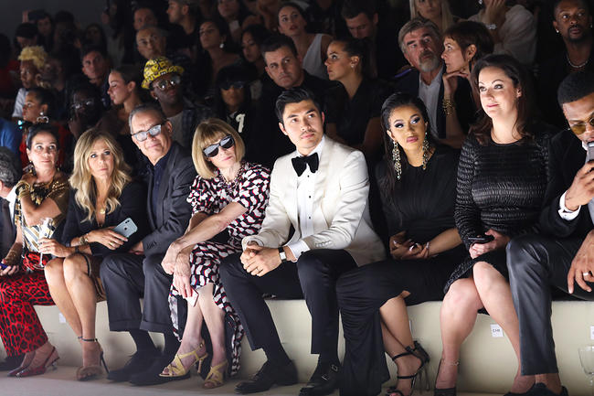 Anna Wintour in Front row